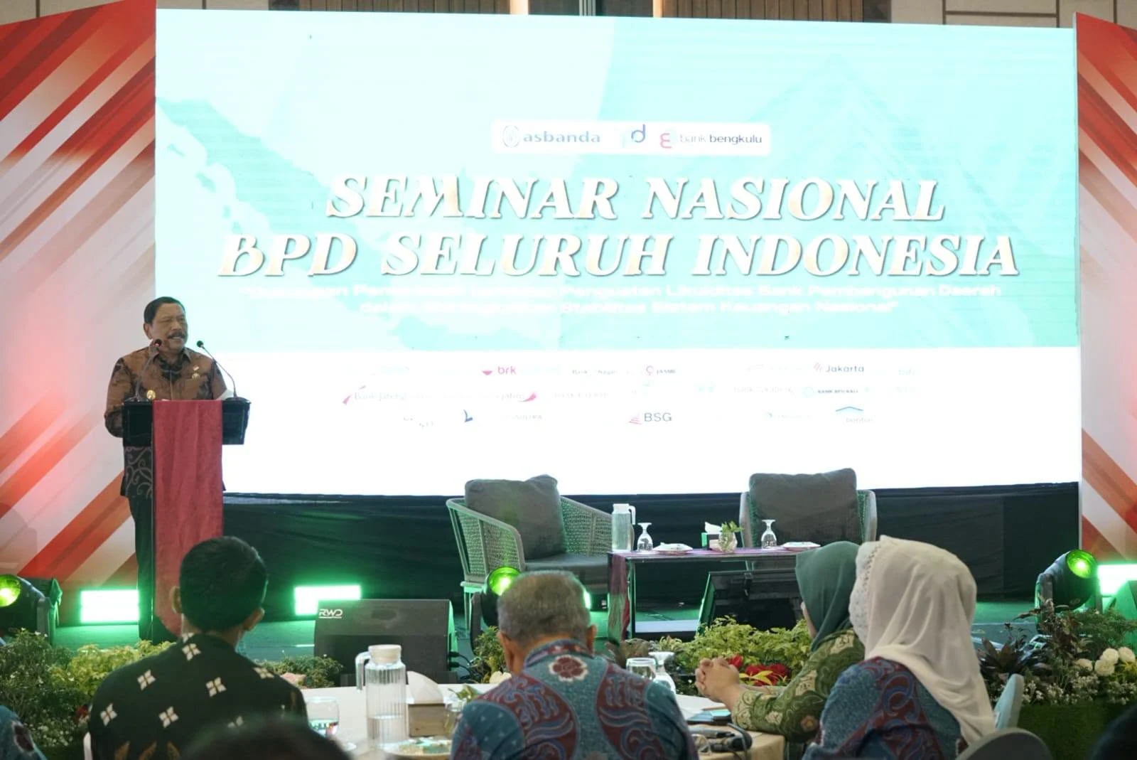 Para delegasi Bank Pembangunan Daerah se-Indonesia menghadiri rangkaian acara di Bengkulu.