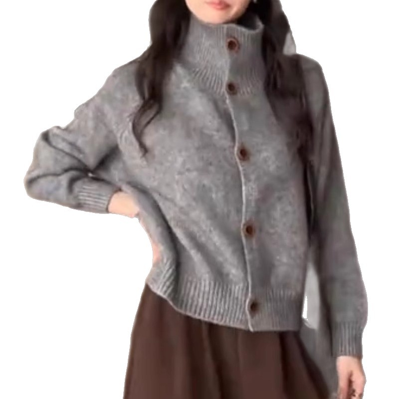 Women's cardigan with turtleneck and button placket