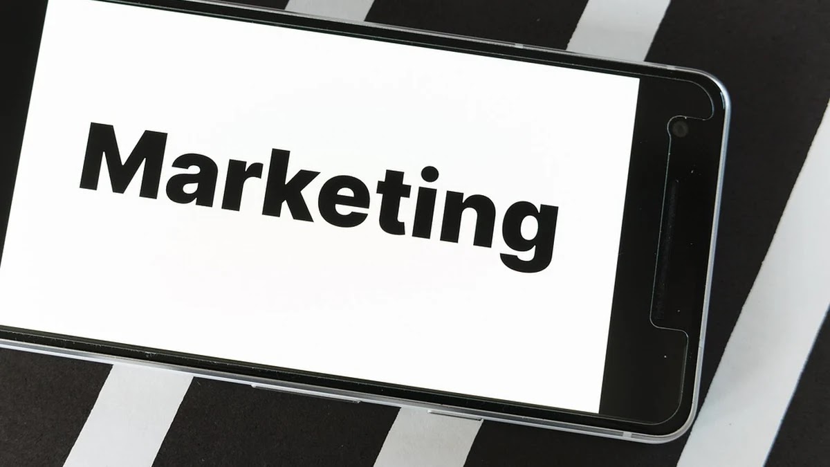 브랜드 포지셔닝 전략 수립 시 경쟁사 브랜드 분석 방법과 활용법