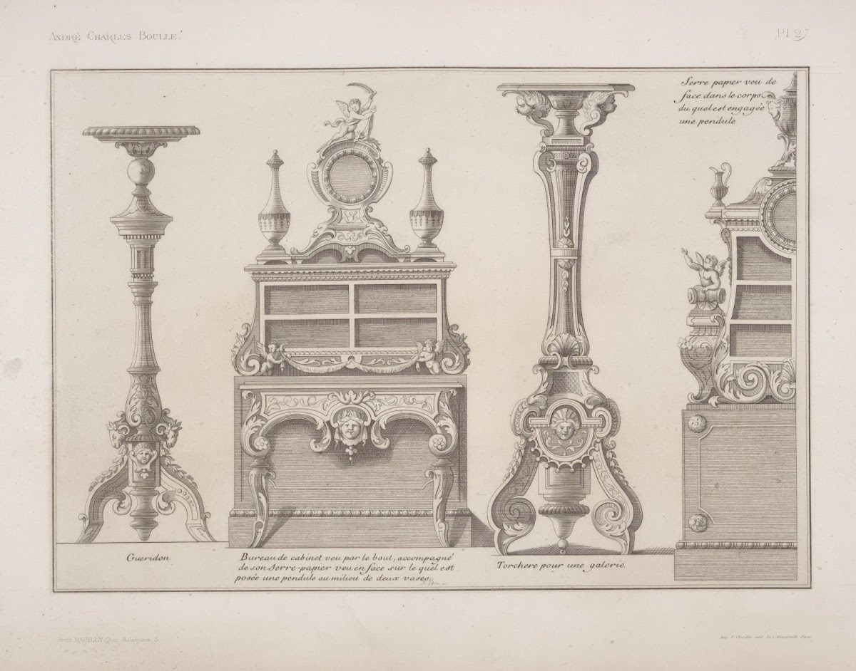 Gueridon bureau de cabinet  torchere pour une galerie serre papier veu de face