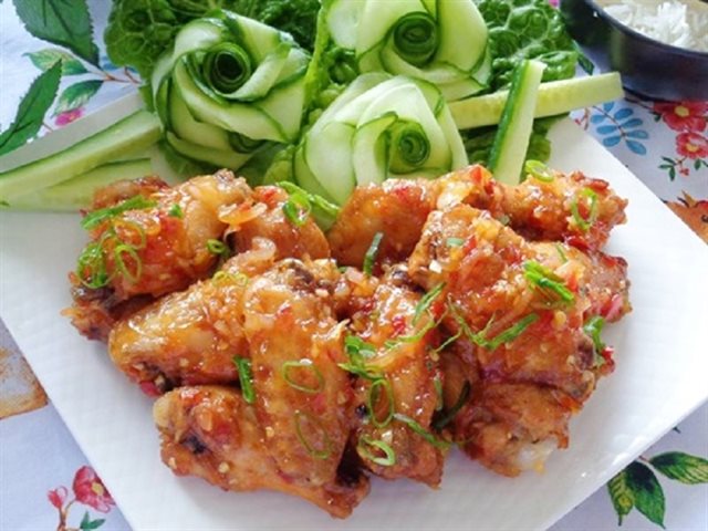 Cánh Gà Sốt Chua Ngọt Ngon Miệng