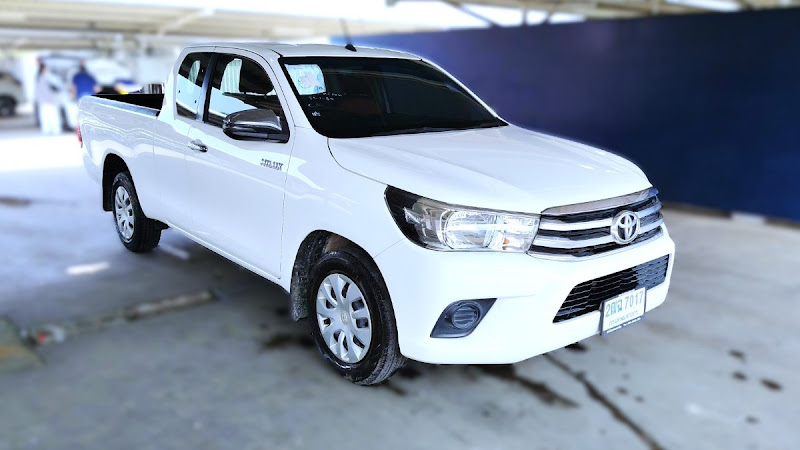 TOYOTA HILUX REVO