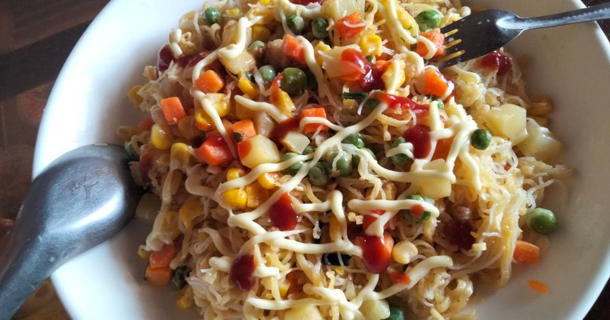 Mì xào thập cẩm
