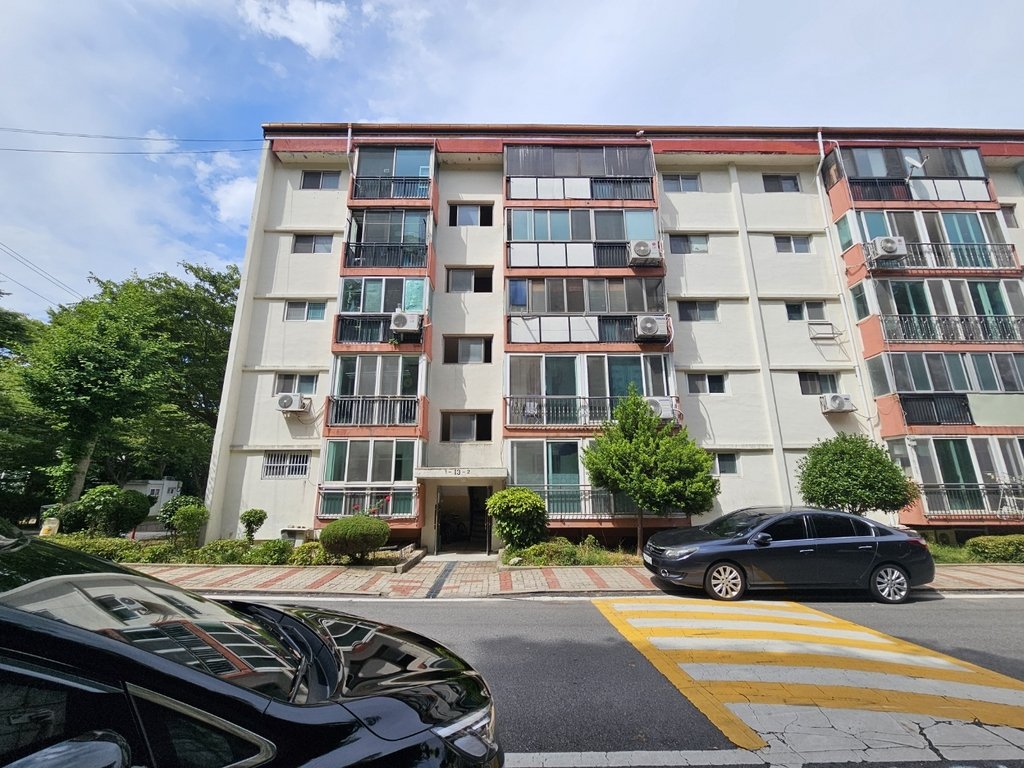 둔덕주공아파트 13동 전경