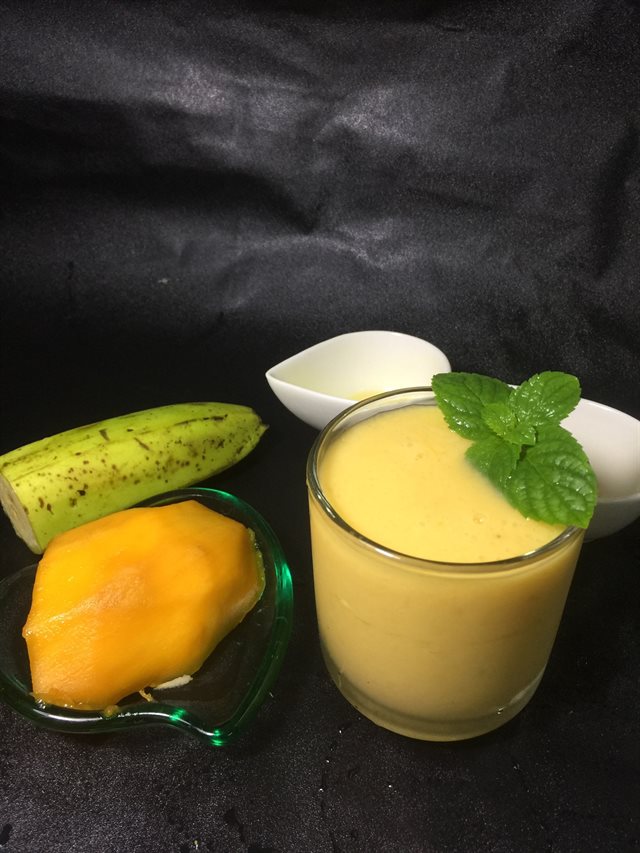 Sinh Tố Xoài Chuối Cam Tươi