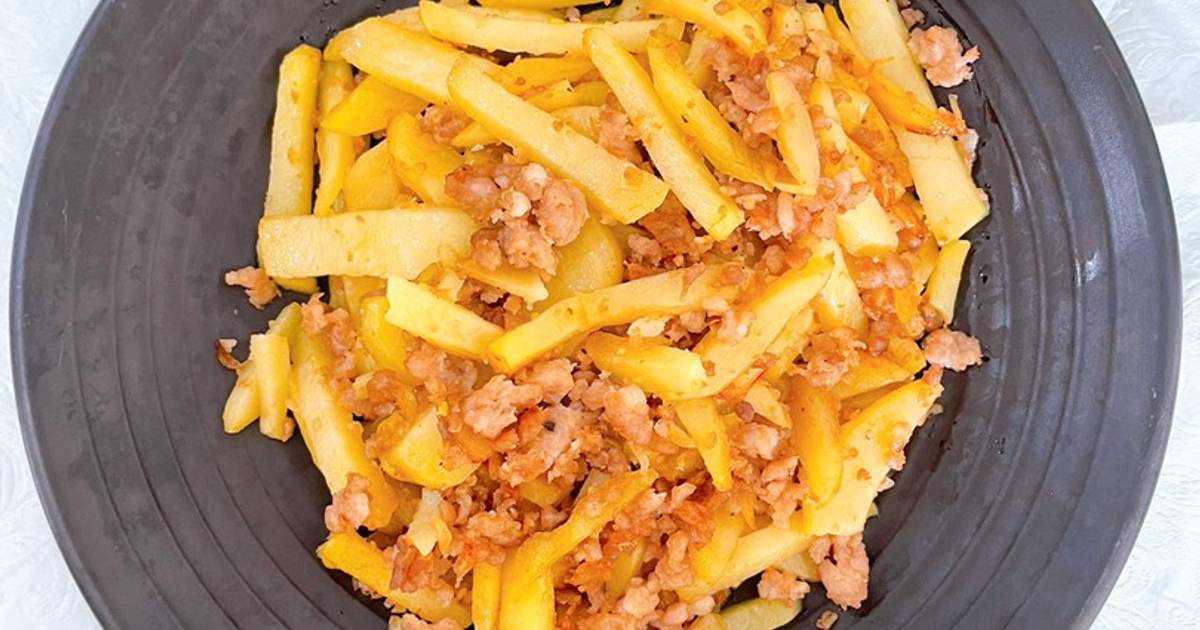 Khoai tây xào thịt nhanh gọn lẹ