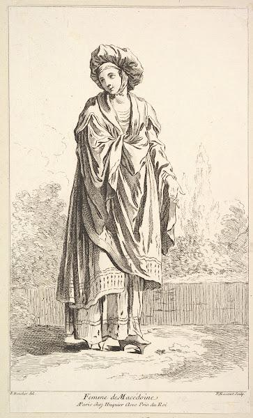 Femme de Macédoine plate 12 18th century