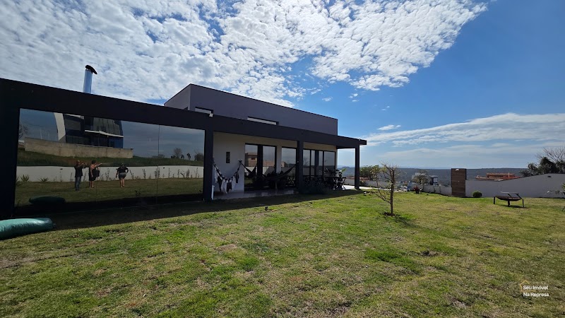 Foto 17 de Casa com 2 lotes 900m² à venda no Riviera de Santa Cristina XIII