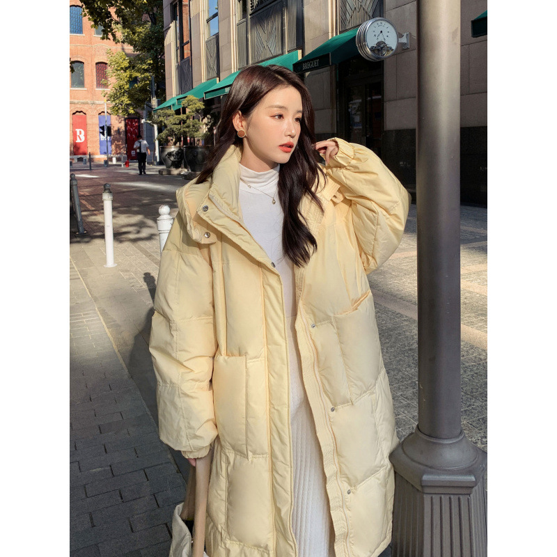 Mid-length, padded women's coat, knee-length