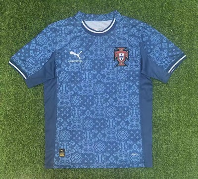 25-26 Portugal Blue Edicion Especial.jpg
