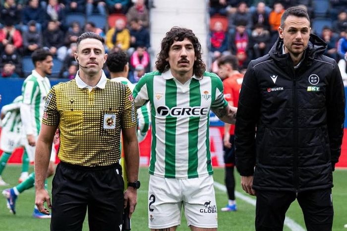 Bellerin gây sốt La Liga với mẫu áo retro - Tạp chí Tri thức