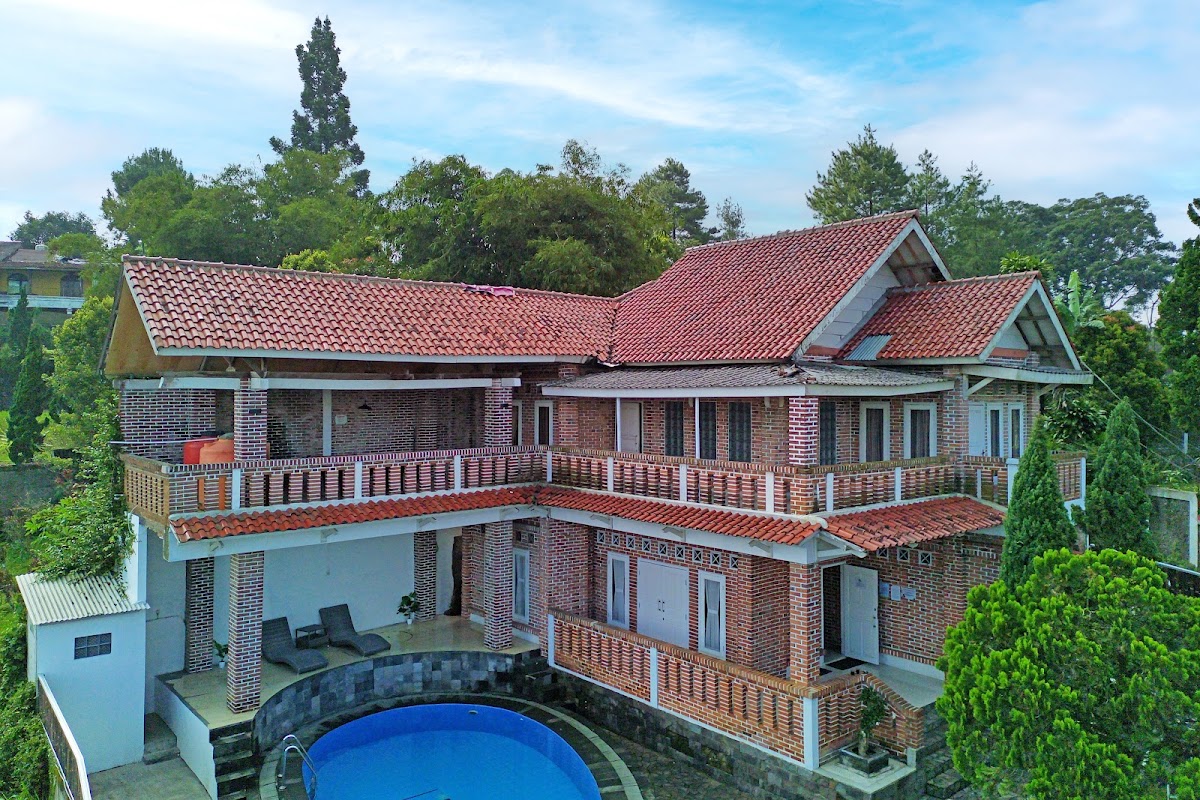 Villa Athayana by Astatura Villas in Cisarua, Bogor — photo 6