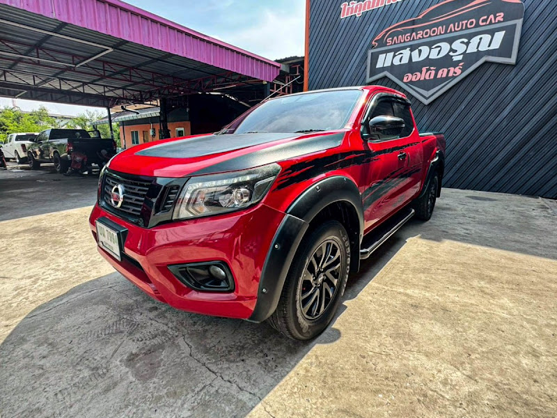 NISSAN NAVARA