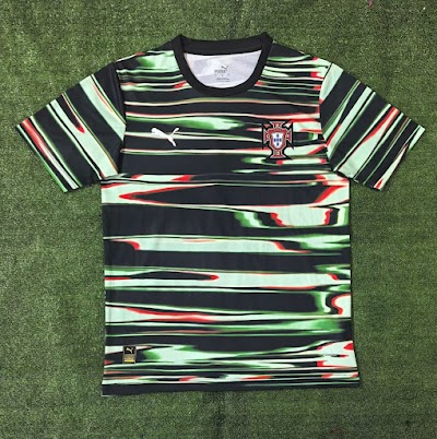 25-26 Portugal Entrenamiento Camuflaje.jpeg
