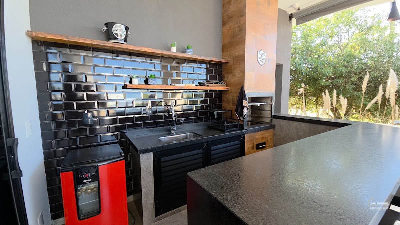 Foto 5 de Casa de esquina à venda próximo ao Ponto Alto no Riviera de Santa Cristina XIII