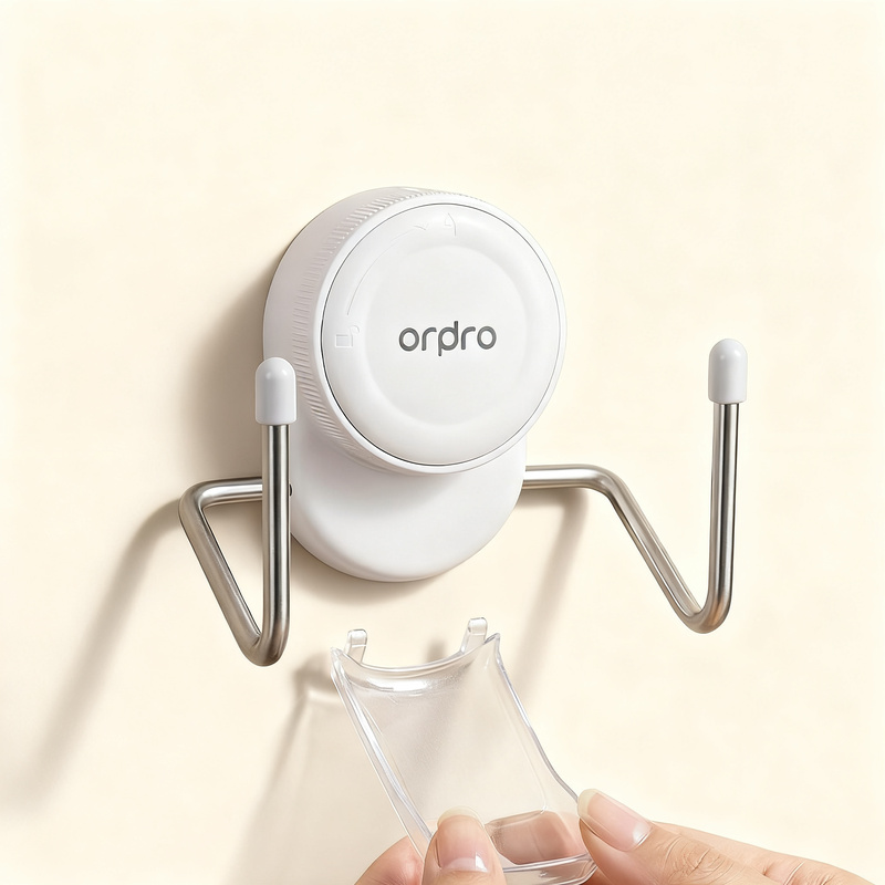 Wall-mounted pot lid and cutting board shelf with suction cup