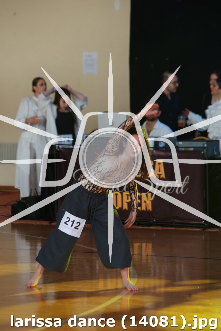 larissa dance (14081).jpg