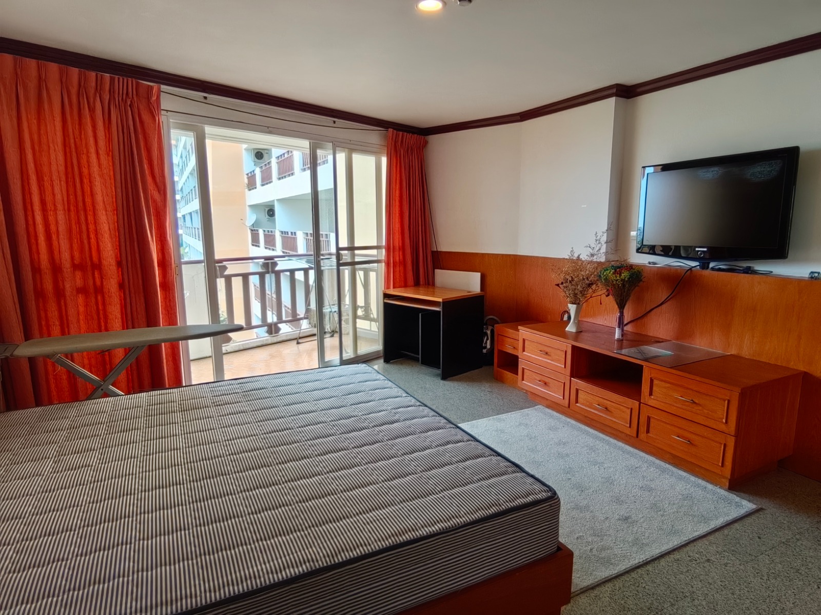 Seven Seas Cote d`Azur - 2 Bed, Floor 4 7