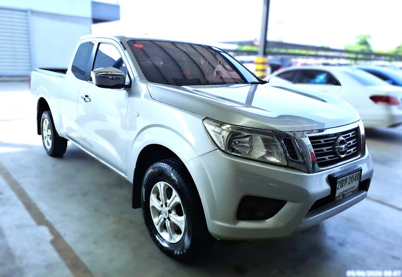 NISSAN NAVARA