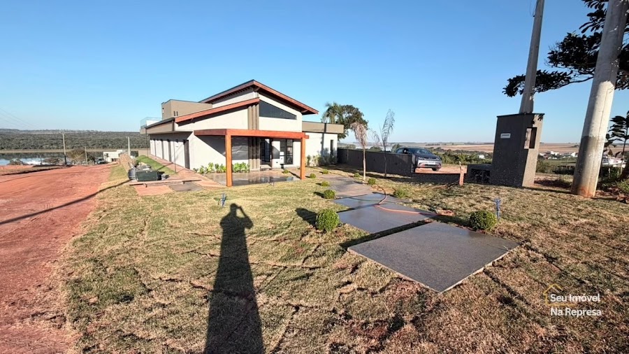 Casa de campo nova à venda no Riviera de Santa Cristina II