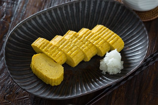 Trứng Chiên Cuộn Nhật Bản