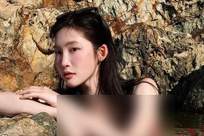 Juky San 'cúi đầu nhận lỗi' vì hành động mặc bikini tắm trong Giếng Tiên - Báo VietnamNet