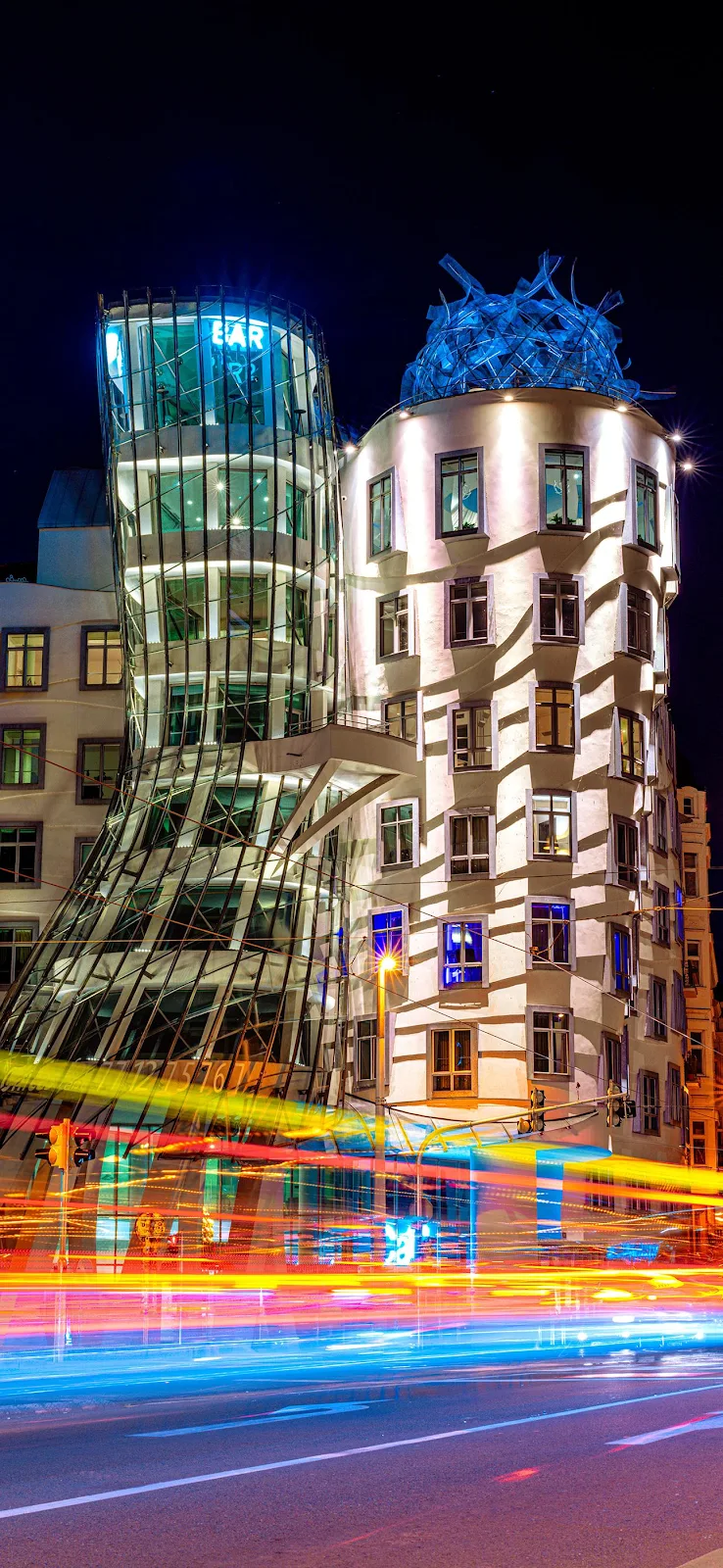 The Dancing House In Prague - Night Photography Full HD iPhone Wallpaper (1290x2796)