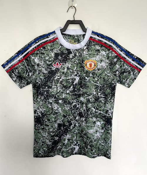 Edición de colaboración del Manchester United 2026-27.jpeg