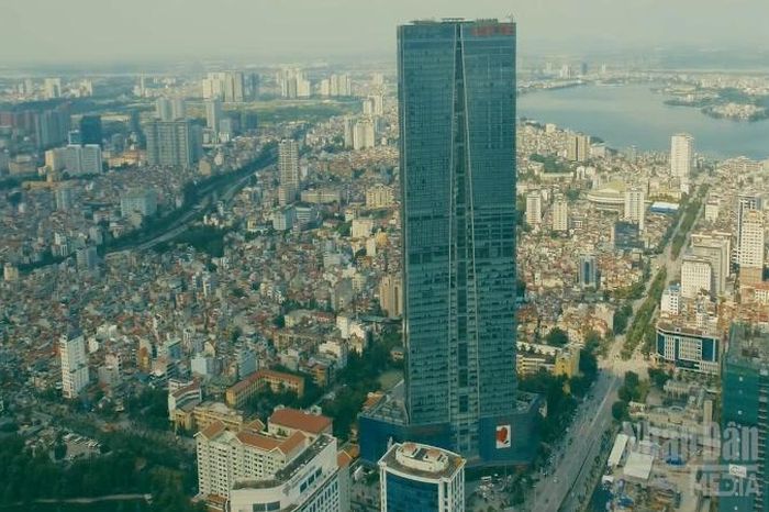[Video] Hà Nội kích hoạt động lực tăng trưởng, phấn đấu GRDP đạt 11% năm 2026 - Báo Nhân Dân