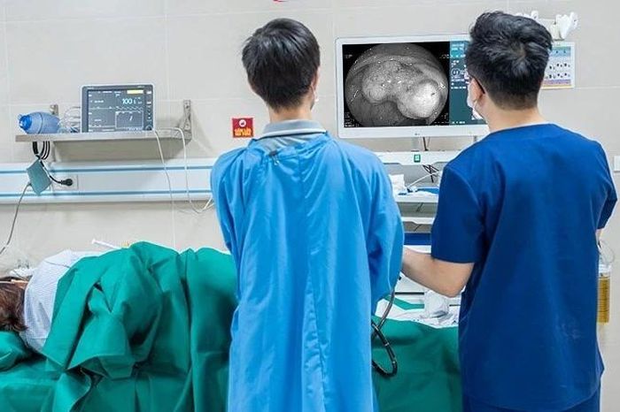 Đại tiện thất thường do polyp đại tràng tiến triển ung thư - Báo Tri thức &amp; Cuộc sống