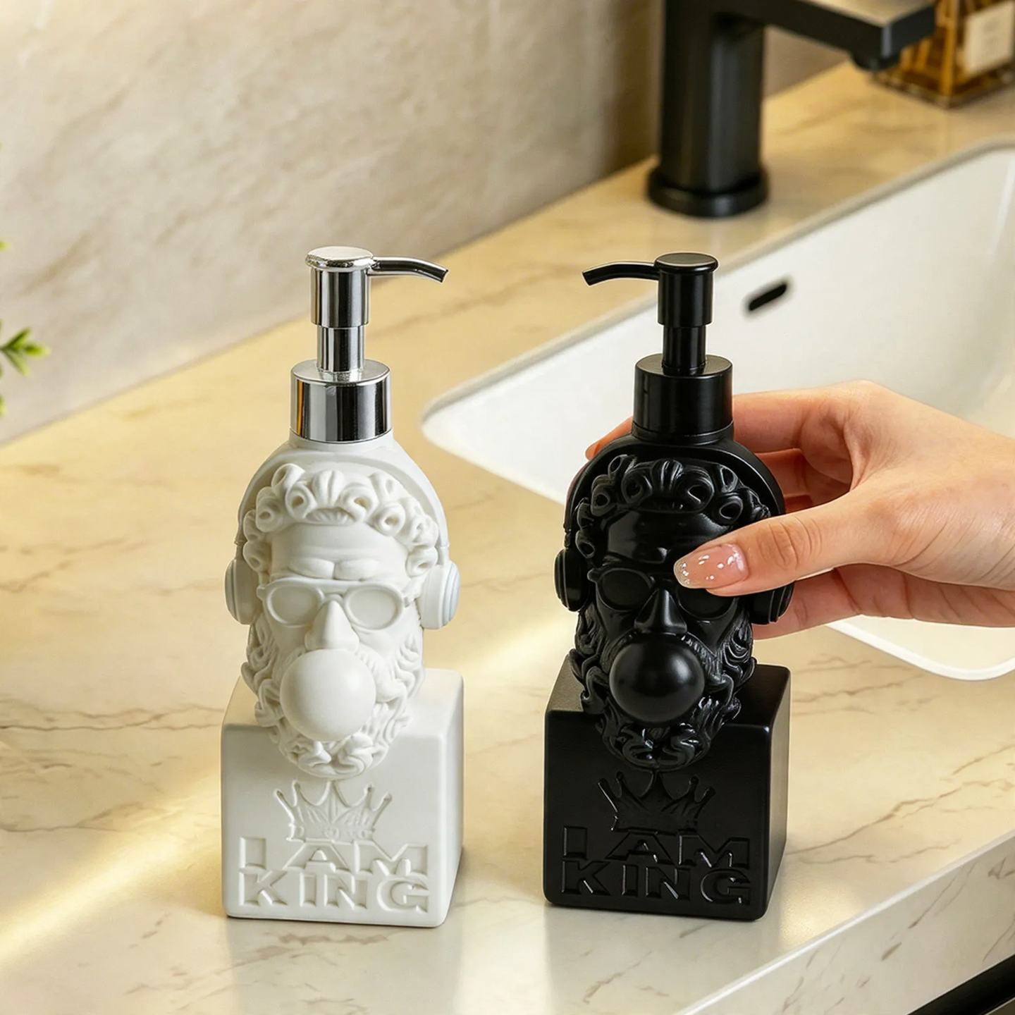 Soap Dispenser Hip-Hop King, Pump Bottle