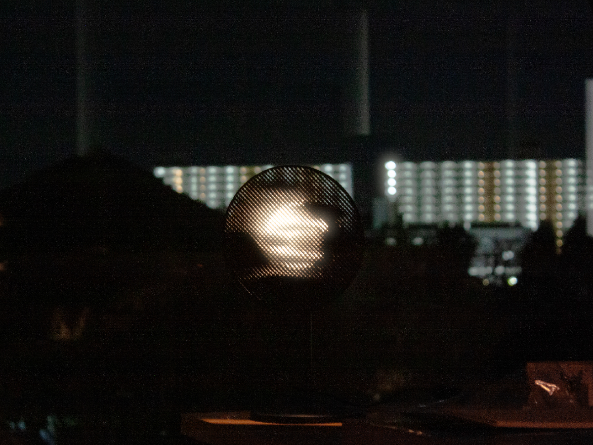 微細穴加工による角度依存型視覚効果：設計変数に基づく制御と体系化-thumb-3