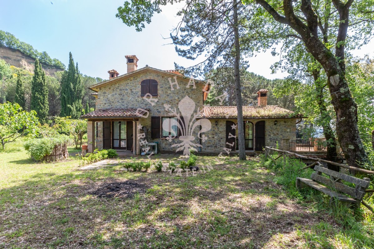 הבית מאחורי הגבעה (Il Casale dietro la Collina) — 9