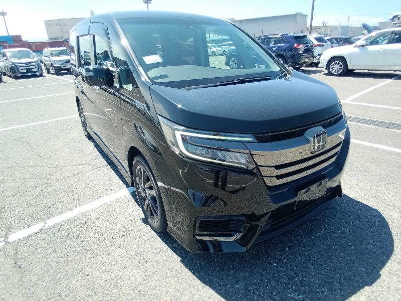 Honda Step Wagon Spada