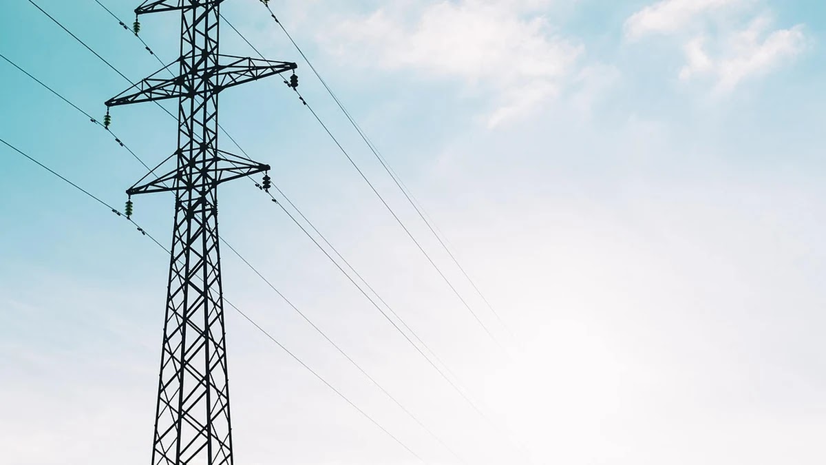 GPT와 전통 머신러닝 알고리즘 구조 및 작동 원리 비교