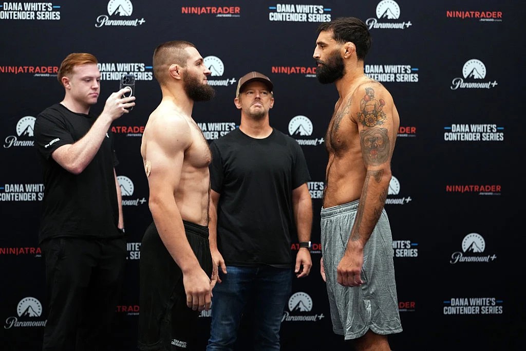 Jon Kunneman dan Joe Kropschot dalam ajang Dana White's Contender Series Season 10.