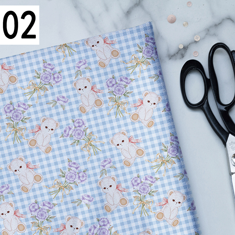 Cotton fabric with teddy bear motifs