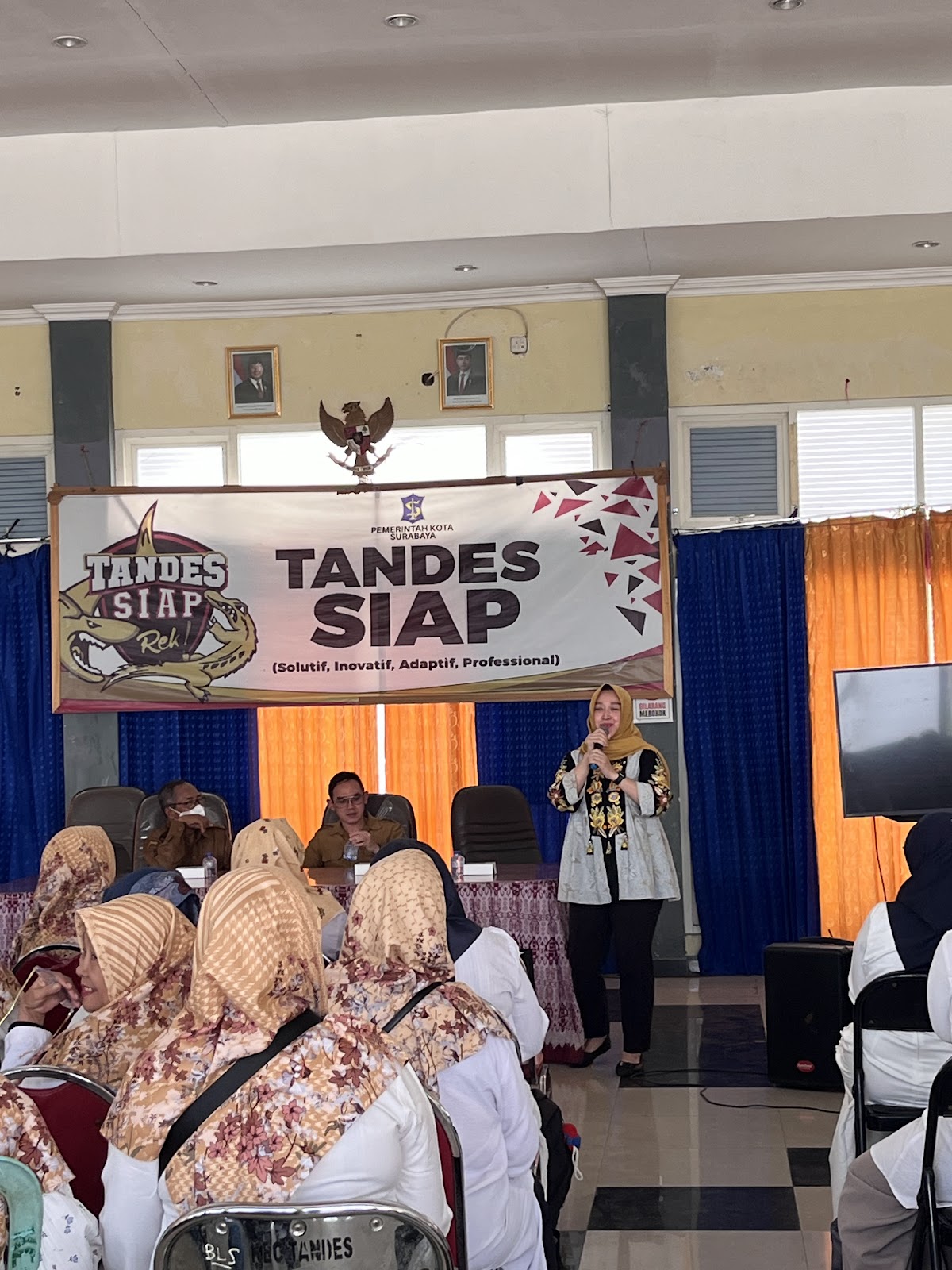 Nama Gambar