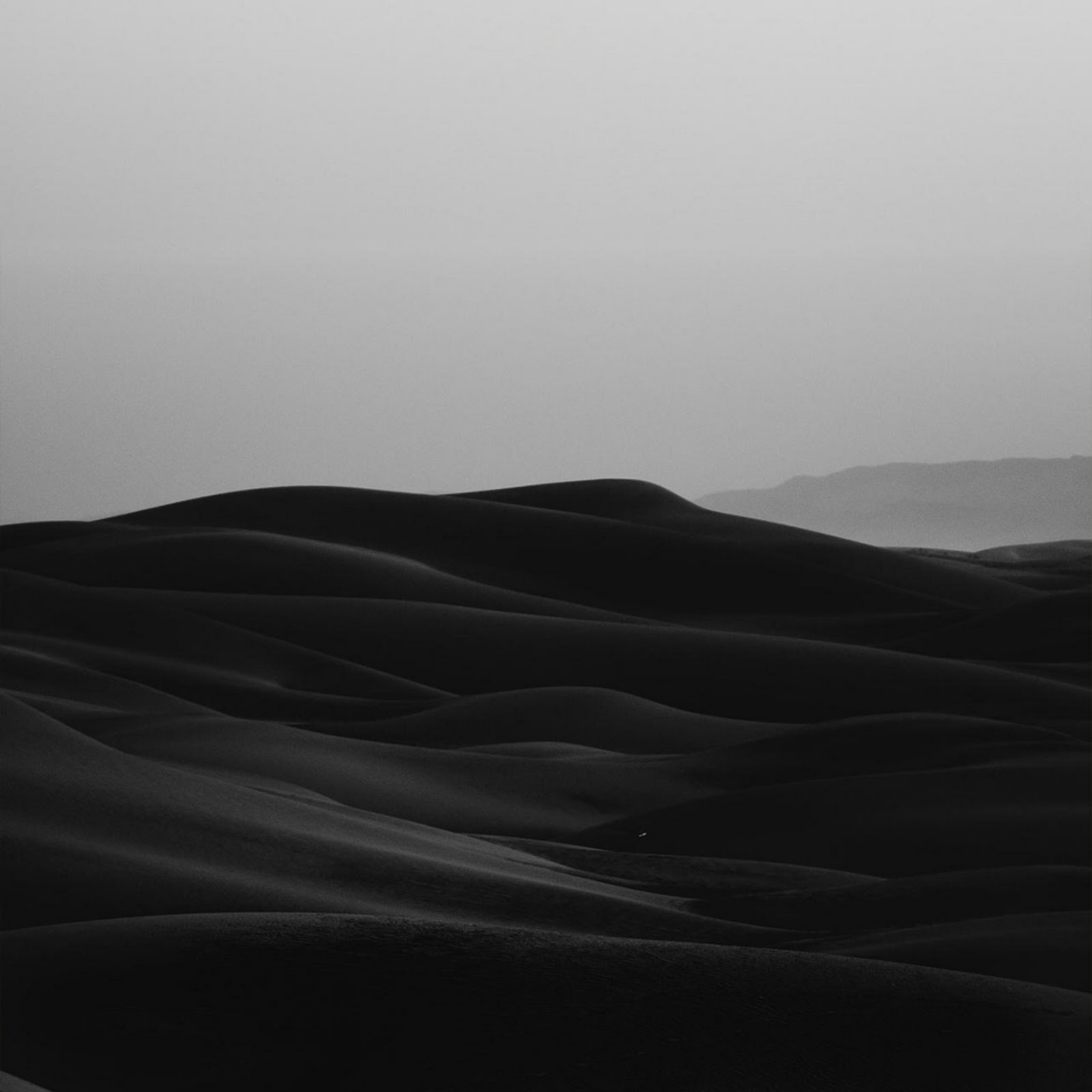 Download Dark Sand Dunes Under Fog Full HD iPhone