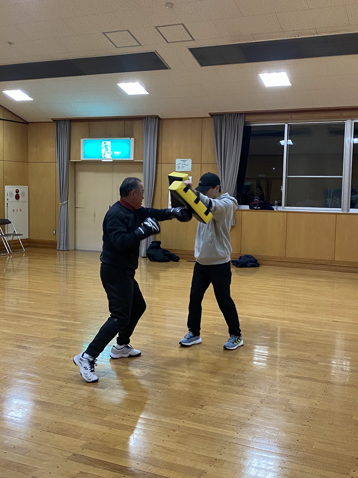 ギャラリー右