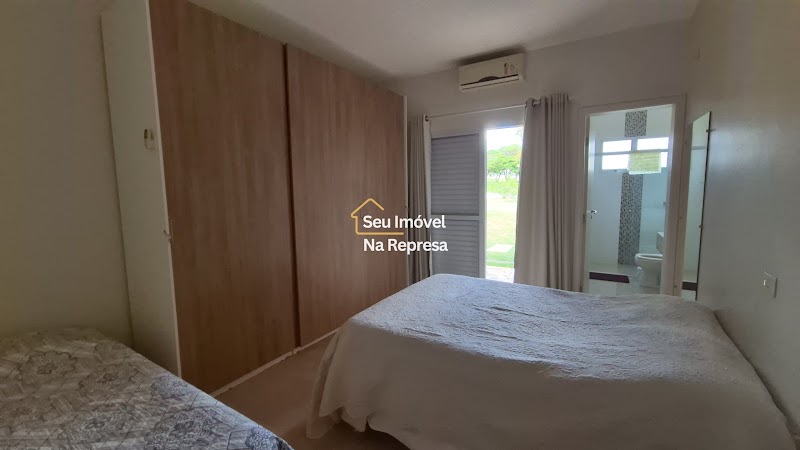 Foto 41 de Casa terréa com 4 suítes na Quadra GW Iate, um terreno amplo de 1.250m² e 320m² de construção
