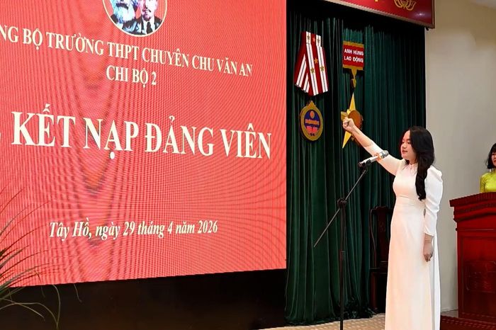 Trở thành Đảng viên - Bước chân tự hào tuổi 18 - Đài Phát thanh và truyền hình Hà Nội