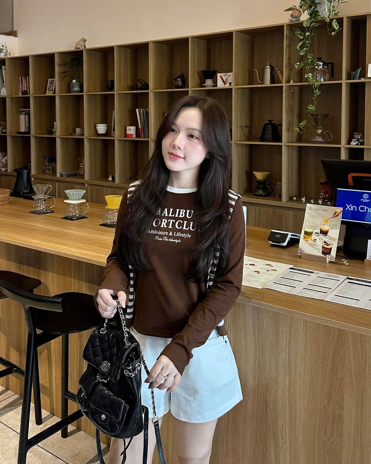 Áo thun dài tay cổ tròn in chữ MALIBU SPORT CLUB XONXEN SHOP 6603 – Image 4
