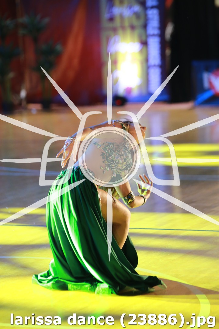 larissa dance (23886).jpg