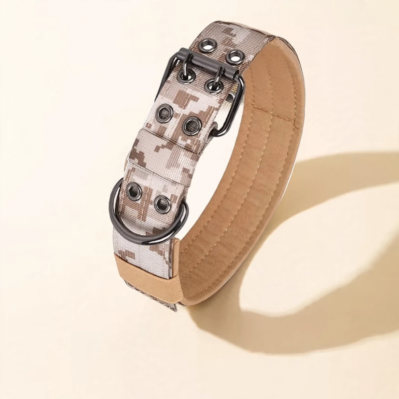 Halsband für mittlere und große Hunde mit Leinenbefestigung