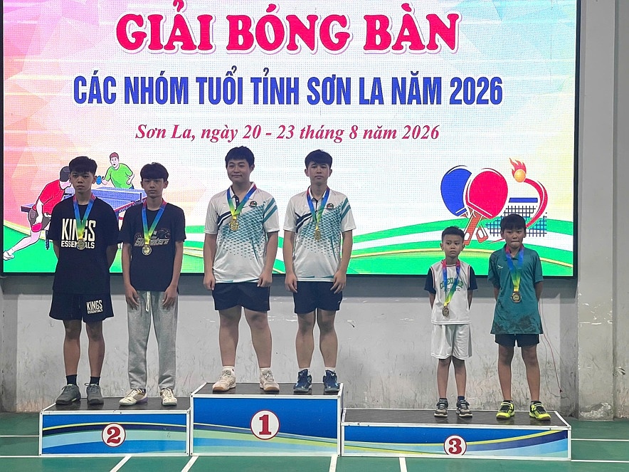 Đoàn vận động viên Trường Đại học Tây Bắc thắng lớn tại giải bóng bàn các nhóm tuổi tỉnh Sơn La năm 2026
