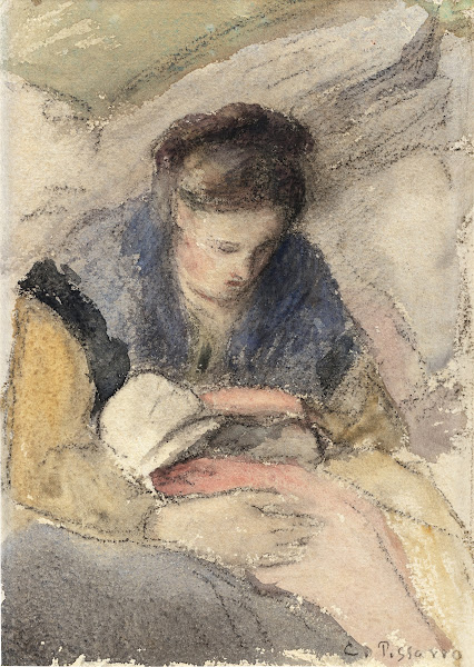 Jeune femme cousant