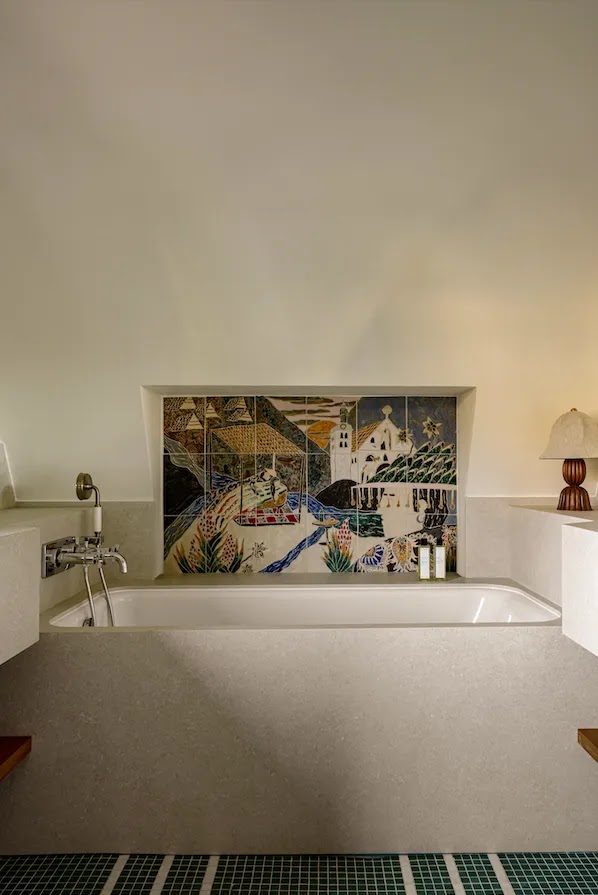 z3408833999529_5e2a6d9c06935bc0