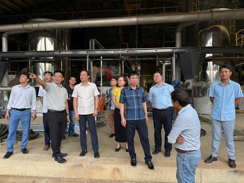 Trường Đại học Tây Bắc thăm và làm việc tại Công ty Cổ phần Phúc Sinh Sơn La