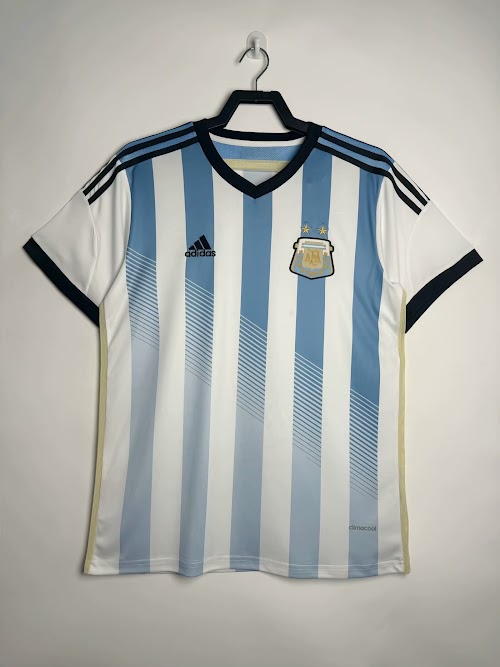 Equipación local de Argentina 2014.jpeg